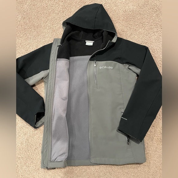 COLUMBIA Men's Omni-Wind Hooded Softshell Jacket - Picture 9 of 11